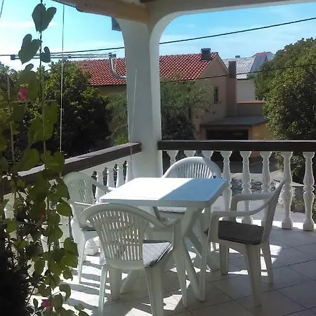 Ruza I Natalija Apartment Karlobag Exterior photo
